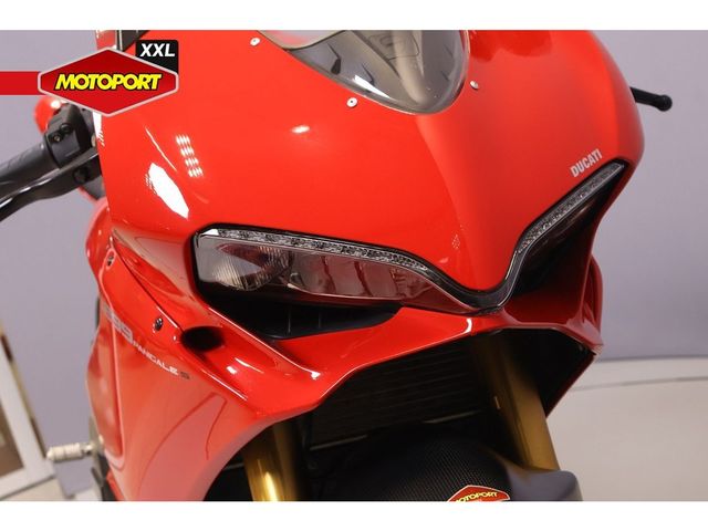 ducati - 1299-panigale-s