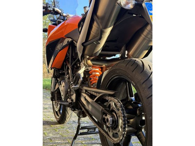 ktm - 990-supermoto-t
