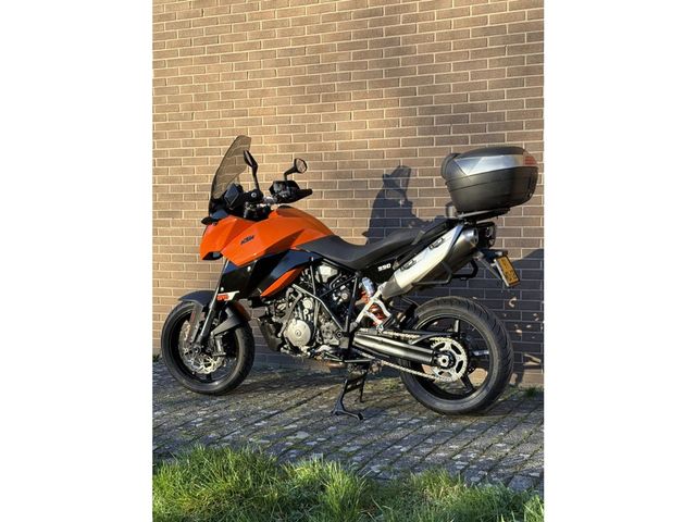 ktm - 990-supermoto-t