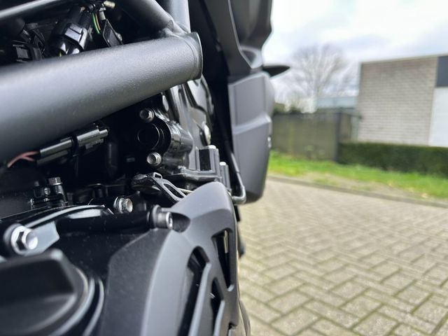 triumph - tiger-800-abs