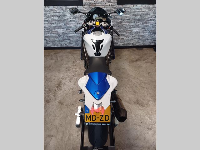 bmw - hp-4