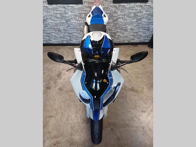 bmw - hp-4