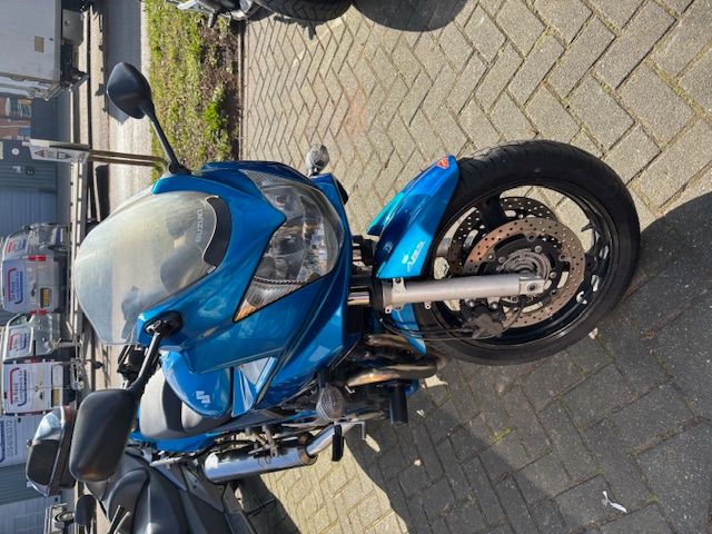 suzuki - gsf-650-s-bandit-abs