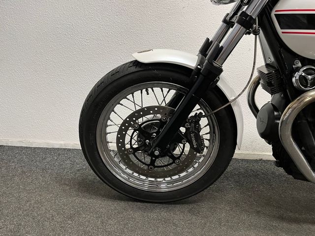 moto-guzzi - v-7-classic