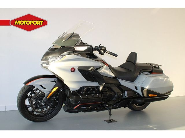 honda - gl-1800-goldwing-bagger