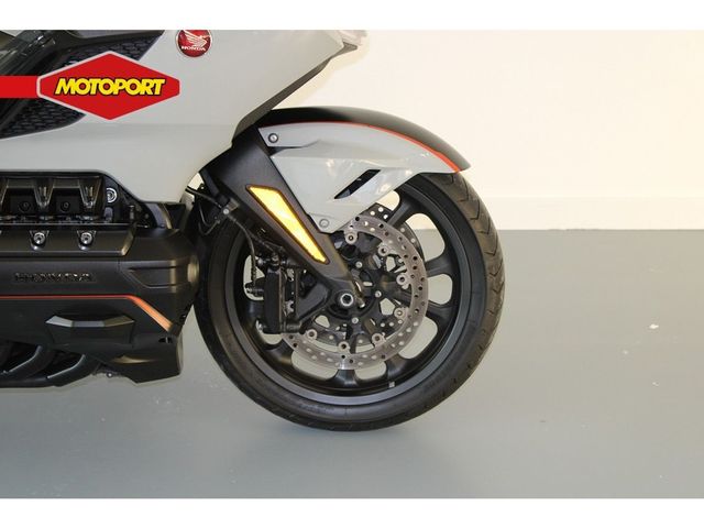 honda - gl-1800-goldwing-bagger