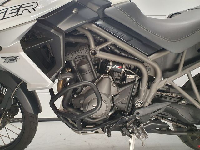 triumph - tiger-800-xca