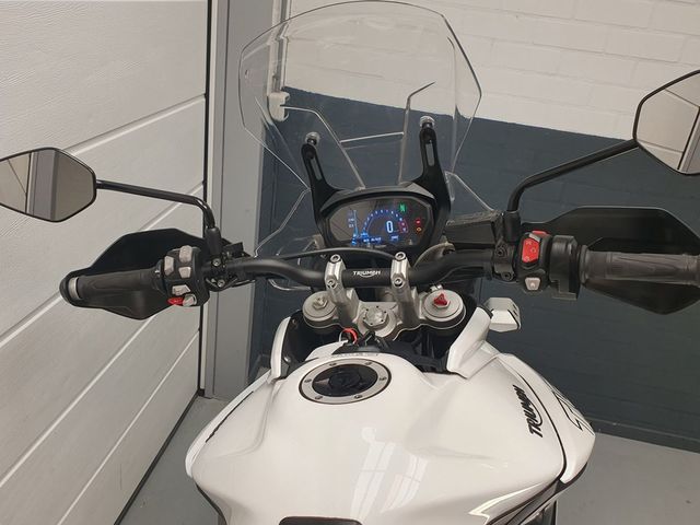 triumph - tiger-800-xca