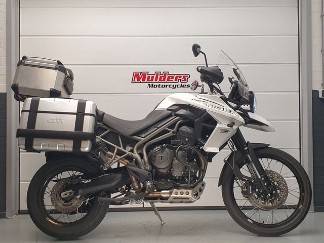 triumph - tiger-800-xca