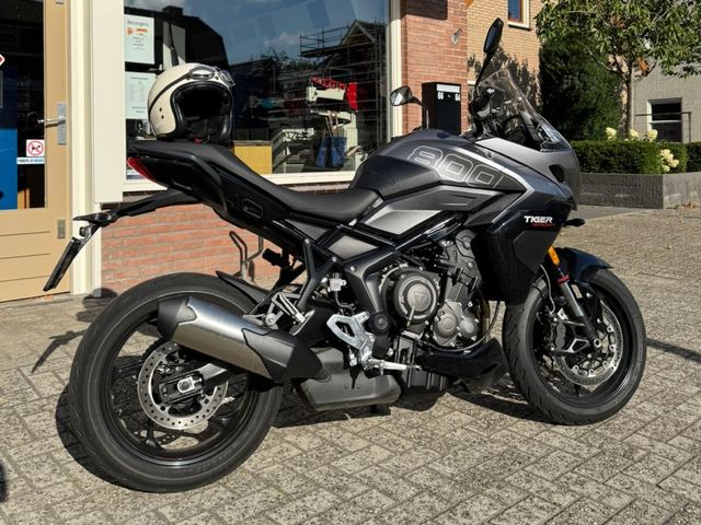 triumph - tiger-sport-800