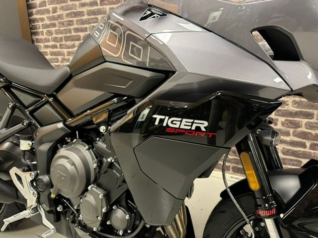 triumph - tiger-sport-800