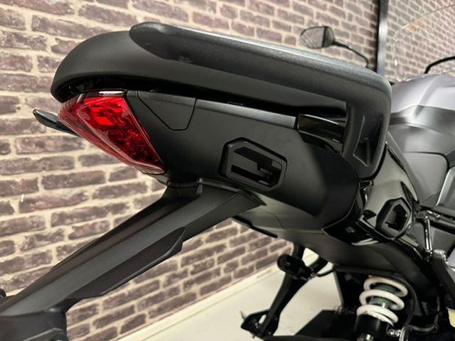 triumph - tiger-sport-800