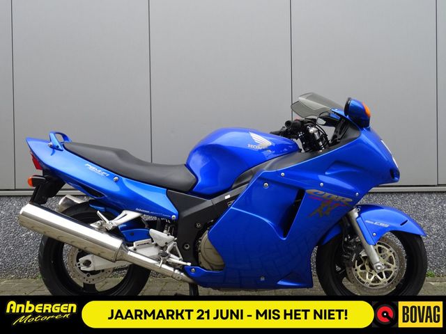 honda - cbr-1100--xx-super-blackbird
