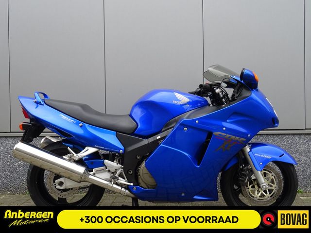 honda - cbr-1100--xx-super-blackbird