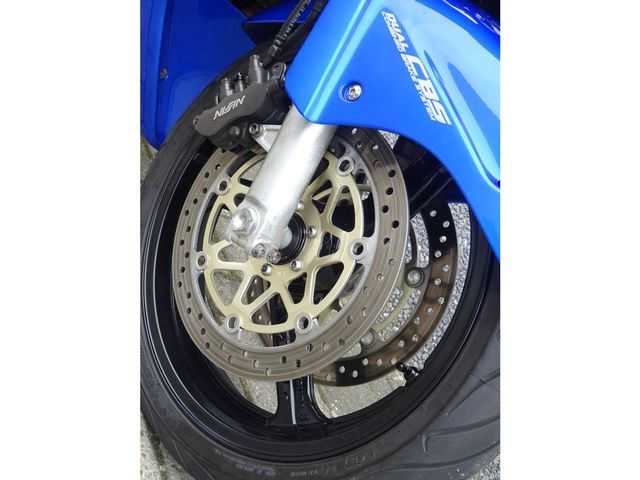 honda - cbr-1100--xx-super-blackbird