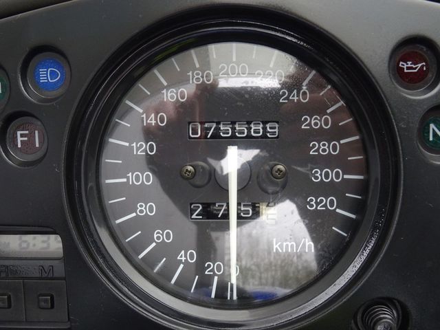 honda - cbr-1100--xx-super-blackbird