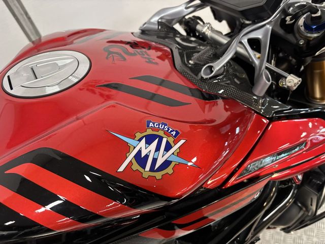 mv-agusta - rush-1000