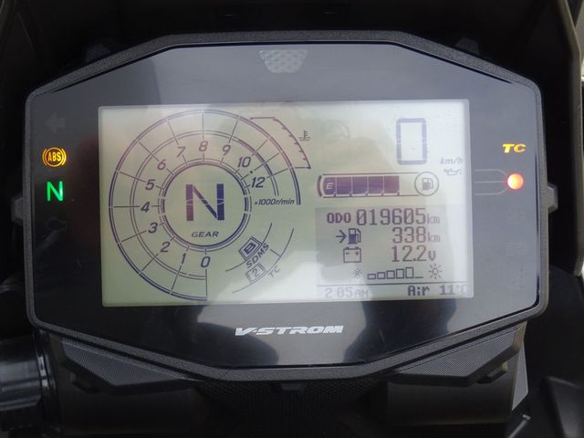 suzuki - v-strom-1050-a