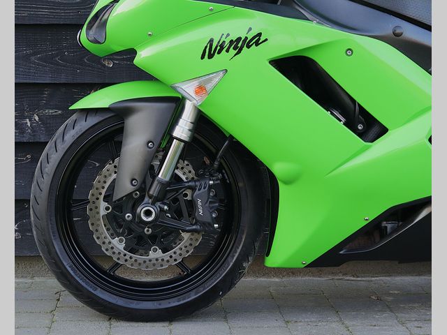 kawasaki - ninja-zx-6r