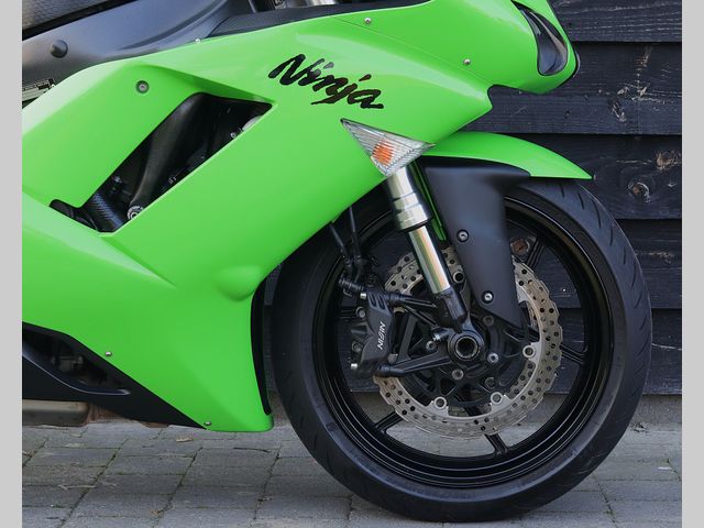 kawasaki - ninja-zx-6r