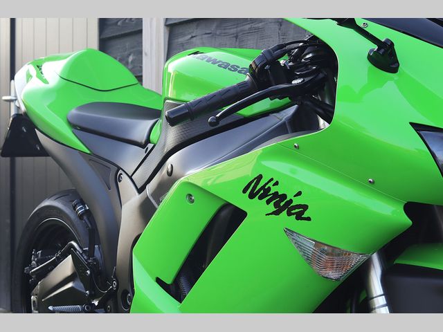 kawasaki - ninja-zx-6r