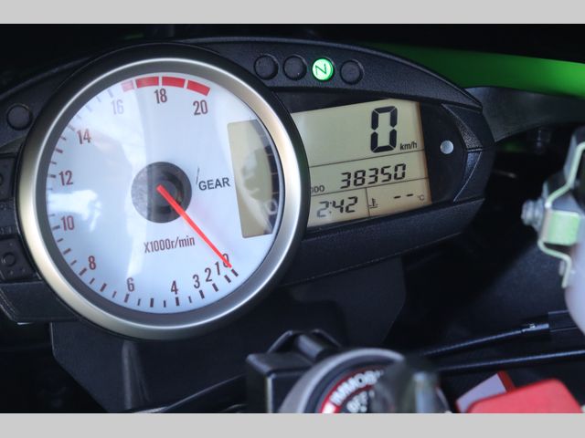 kawasaki - ninja-zx-6r