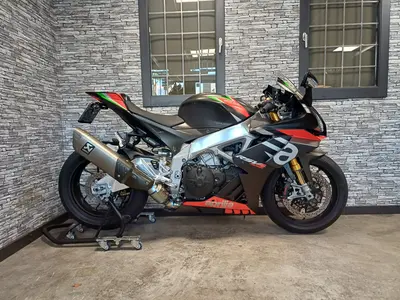 APRILIA RSV 4 1100 FACTORY – foto 2