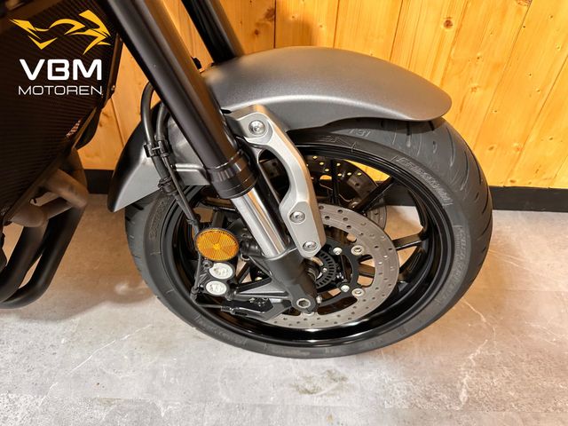 yamaha - xsr-900-abs