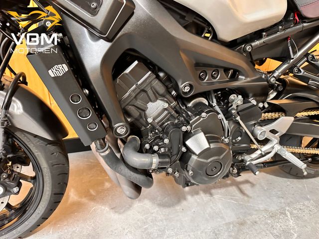 yamaha - xsr-900-abs