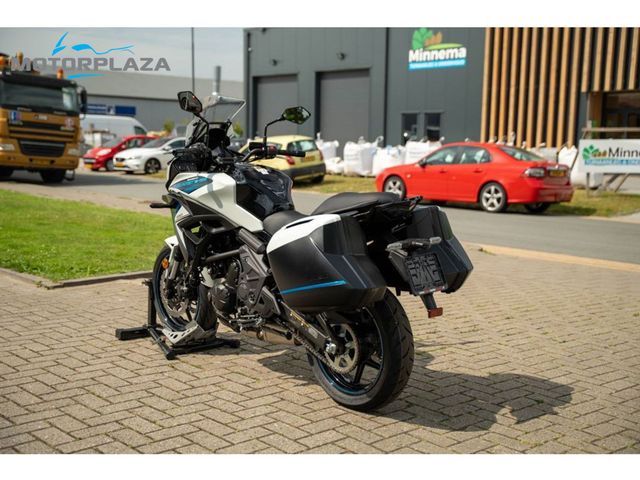 kawasaki - versys-650-tourer