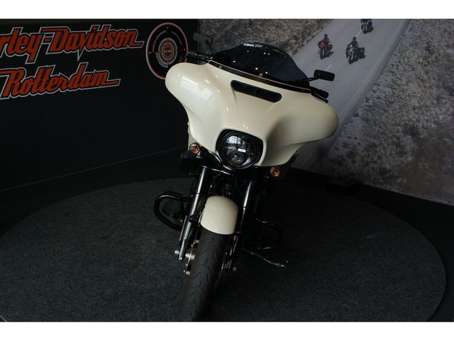 harley-davidson - street-glide-st-flhxst