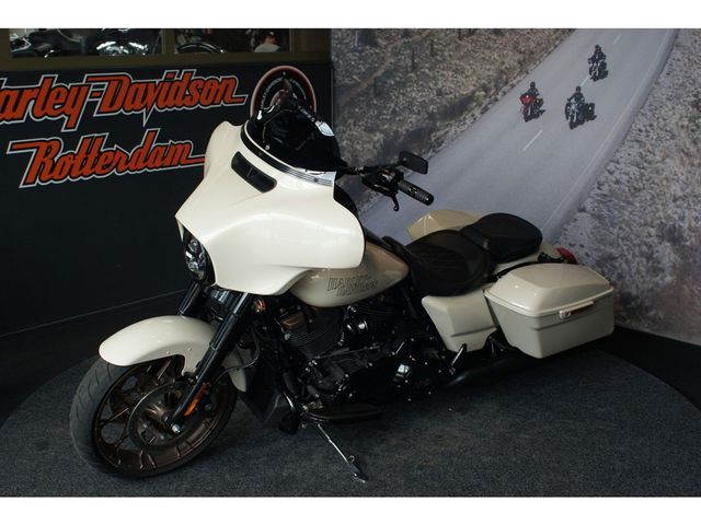 harley-davidson - street-glide-st-flhxst