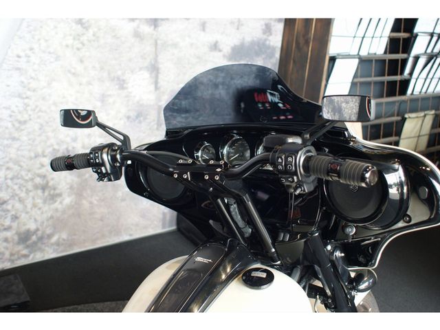 harley-davidson - street-glide-st-flhxst