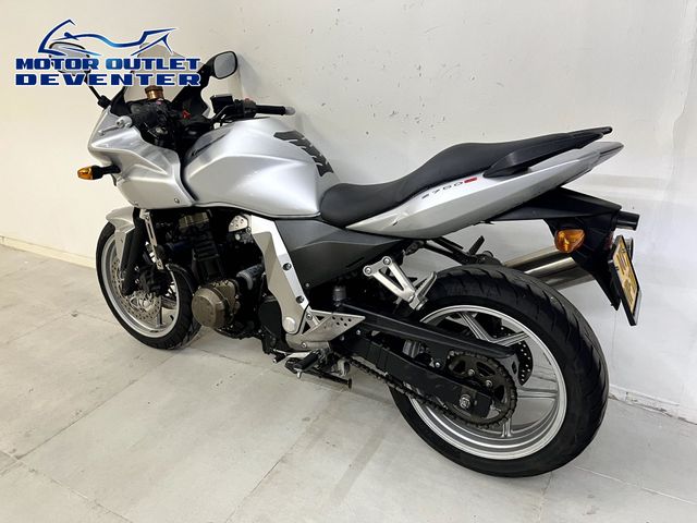 kawasaki - z-750-s