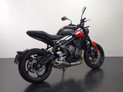 TRIUMPH TRIDENT 660 – foto 3