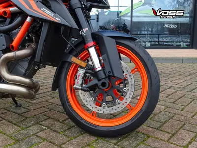 KTM 1290 SUPER DUKE R – foto 3