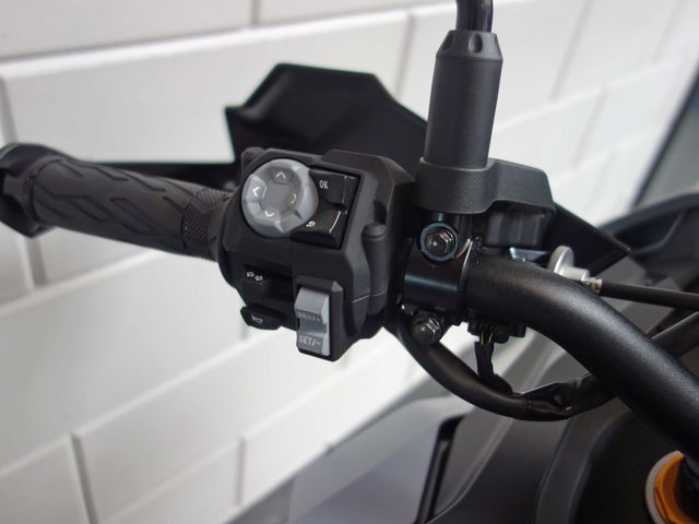 suzuki - gsx-s-1000-gx