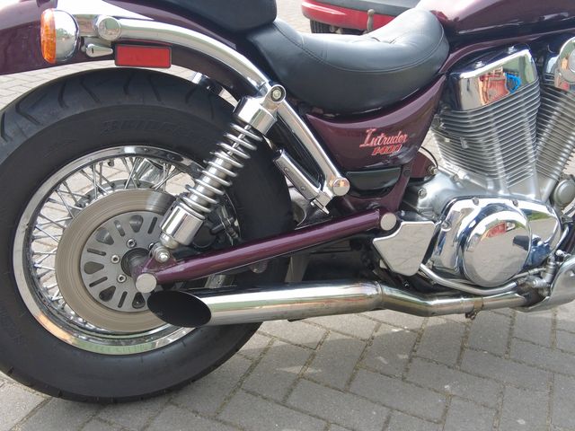 suzuki - vs-1400-intruder