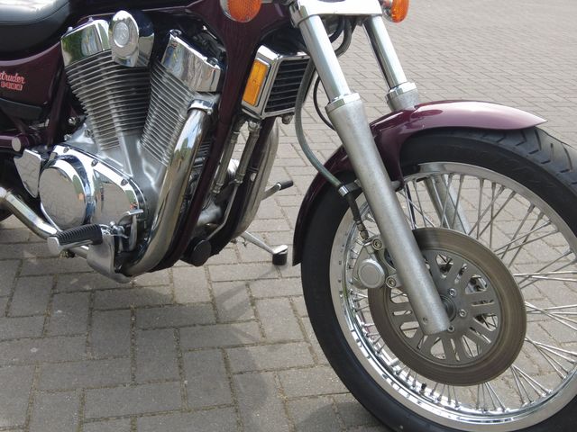 suzuki - vs-1400-intruder