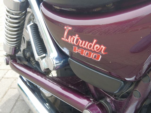 suzuki - vs-1400-intruder