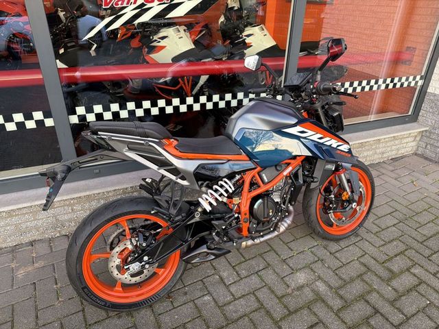 ktm - 390-duke