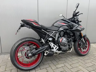 SUZUKI GSX-8S – foto 3