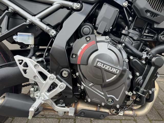 suzuki - gsx-8s