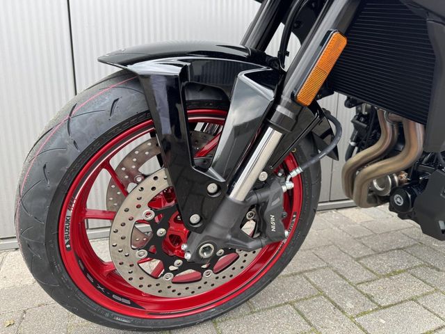 suzuki - gsx-8s