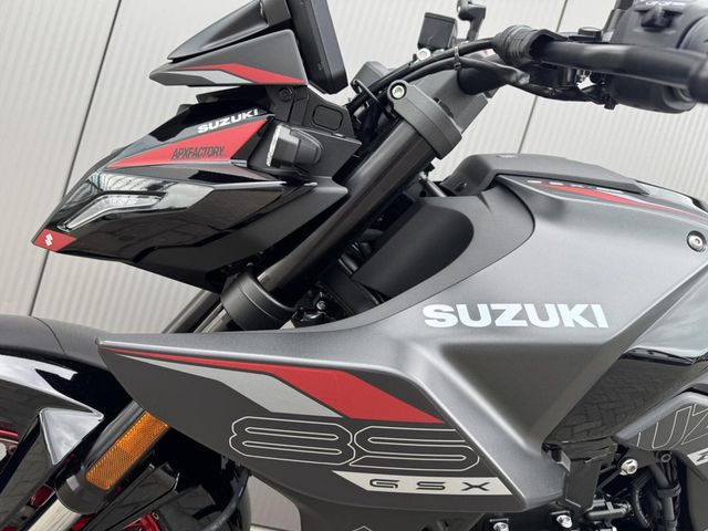 suzuki - gsx-8s