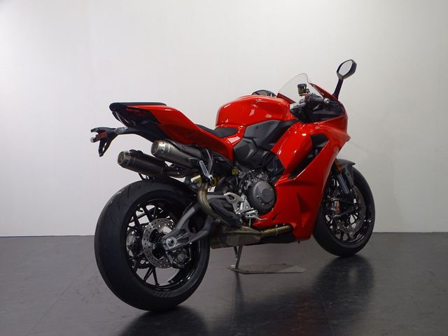 ducati - panigale-v2