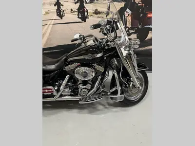 HARLEY-DAVIDSON ROAD KING CLASSIC FLHRCI – foto 4