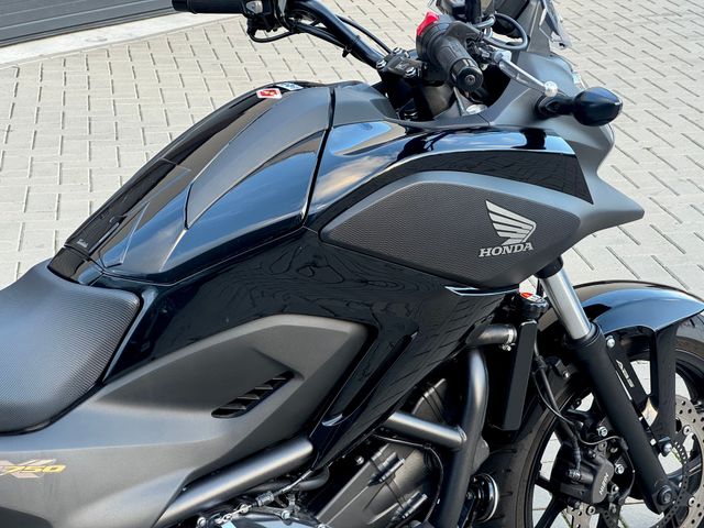 honda - nc-750-x-abs