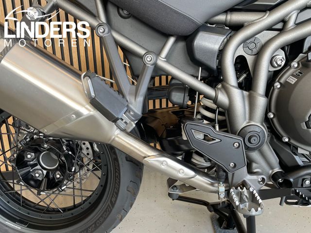 triumph - tiger-1200-xca