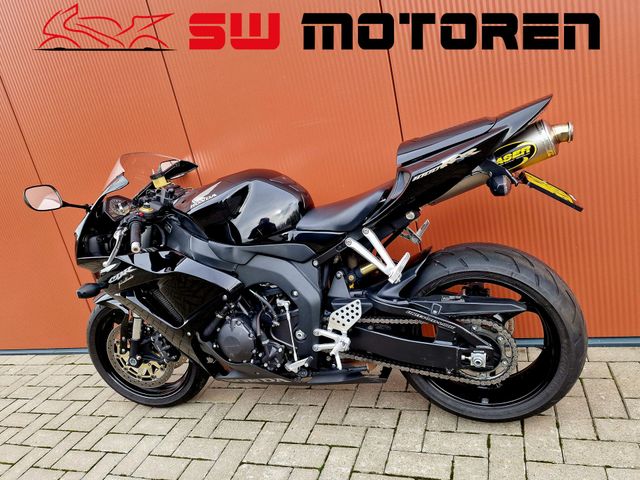 honda - cbr-1000-rr-fireblade